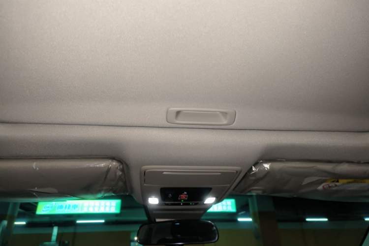 Used Honda Accord 2025 260TURBO Luxury Edition Headliner