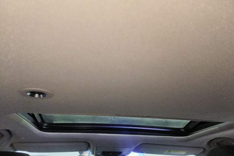 Used Honda Accord 2025 260TURBO Luxury Edition Headliner