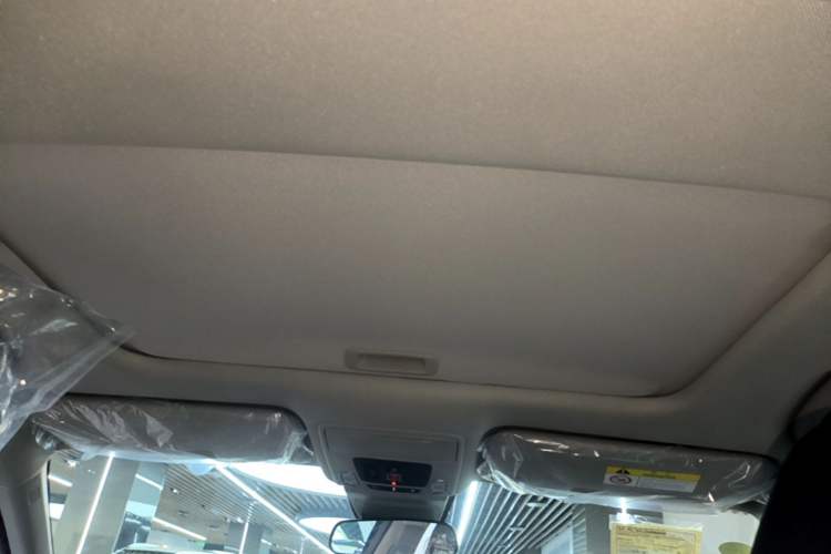 Used Honda Accord 2025 Sport Series 260TURBO Luxury Edition Headliner