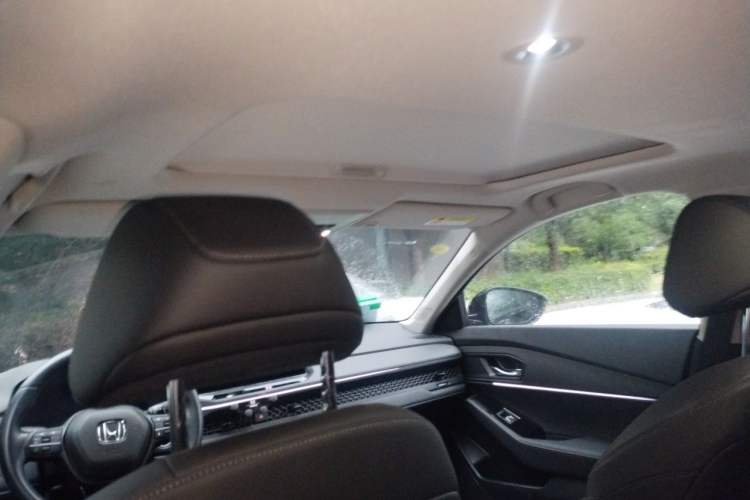 Used Honda Accord 2025 260TURBO Luxury Edition Headliner