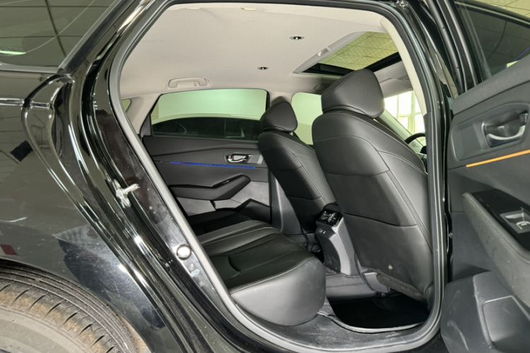 Used Honda Accord 2025 Sport Series 260TURBO Luxury Edition Interior 15