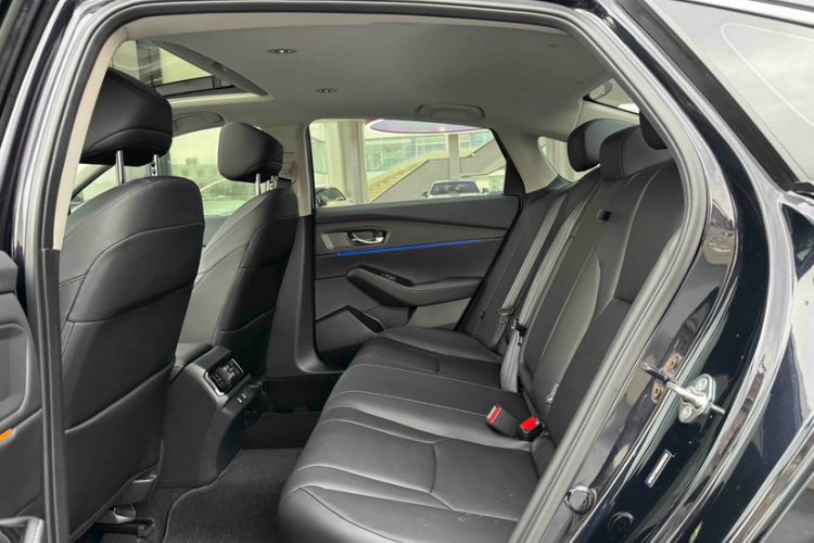 Used Honda Accord 2025 Sport Series 260TURBO Luxury Edition Interior 3
