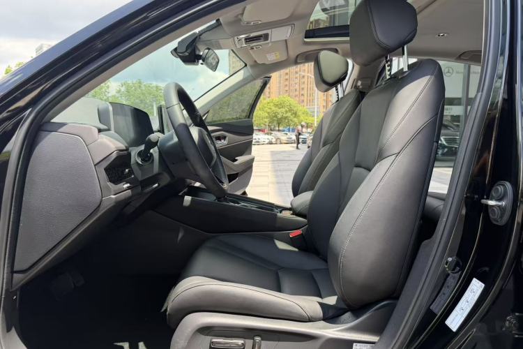 Used Honda Accord 2025 Sport Series 260TURBO Luxury Edition Interior 3