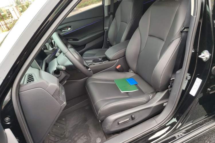 Used Honda Accord 2025 260TURBO Luxury Edition Left Front Seat