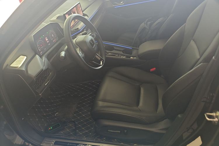 Used Honda Accord 2025 260TURBO Luxury Edition Left Front Seat