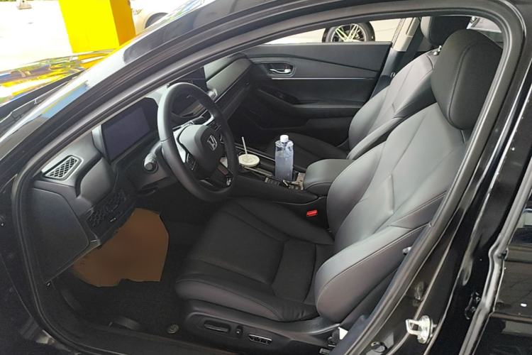 Used Honda Accord 2025 Sport Series 260TURBO Luxury Edition Left Front Seat