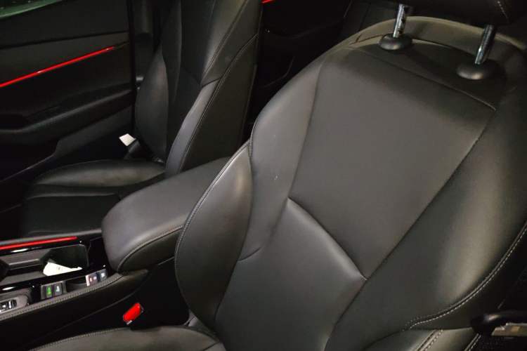 Used Honda Accord 2025 260TURBO Luxury Edition Left Front Seat