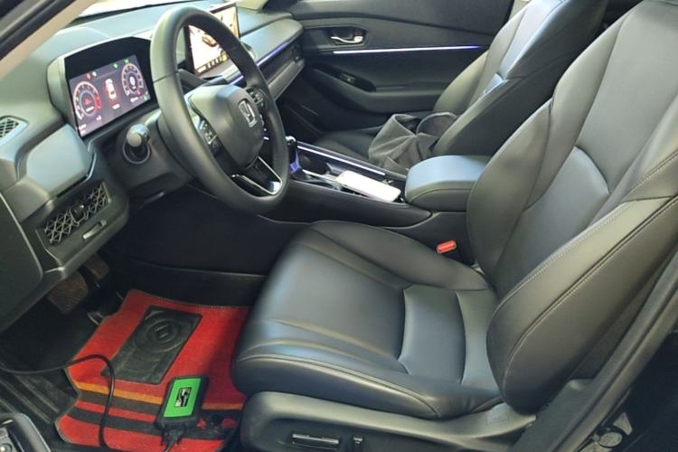 Used Honda Accord 2025 260TURBO Luxury Edition Left Front Seat