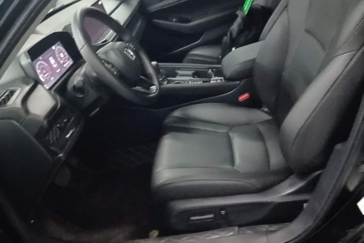 Used Honda Accord 2025 Sport Series 260TURBO Luxury Edition Left Front Seat