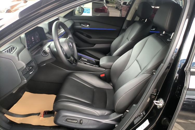 Used Honda Accord 2025 Sport Series 260TURBO Luxury Edition Left Front Seat