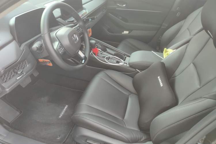 Used Honda Accord 2025 Sport Series 260TURBO Luxury Edition Left Front Seat