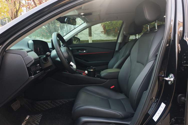 Used Honda Accord 2025 260TURBO Prestige Edition Left Front Seat