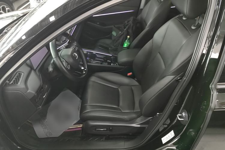 Used Honda Accord 2025 260TURBO Luxury Edition Left Front Seat