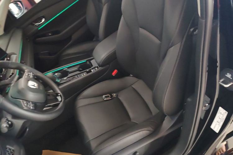 Used Honda Accord 2025 Sport Series 260TURBO Luxury Edition Left Front Seat