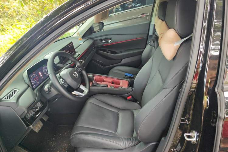 Used Honda Accord 2025 Sport Series 260TURBO Prestige Edition Left Front Seat