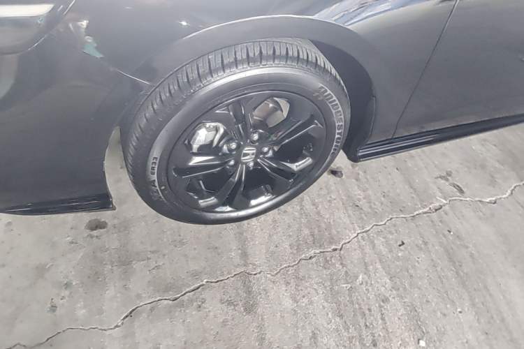 Used Honda Accord 2025 Sport Series 260TURBO Luxury Edition Left Front Wheel Hub