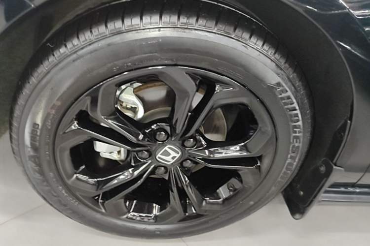 Used Honda Accord 2025 260TURBO Luxury Edition Left Front Wheel Hub