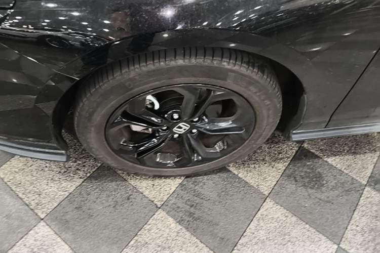 Used Honda Accord 2025 260TURBO Luxury Edition Left Front Wheel Hub