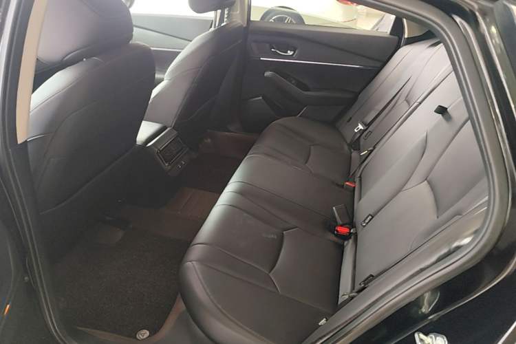 Used Honda Accord 2025 Sport Series 260TURBO Luxury Edition Left Rear Seat
