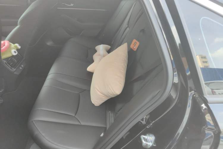 Used Honda Accord 2025 Sport Series 260TURBO Luxury Edition Left Rear Seat
