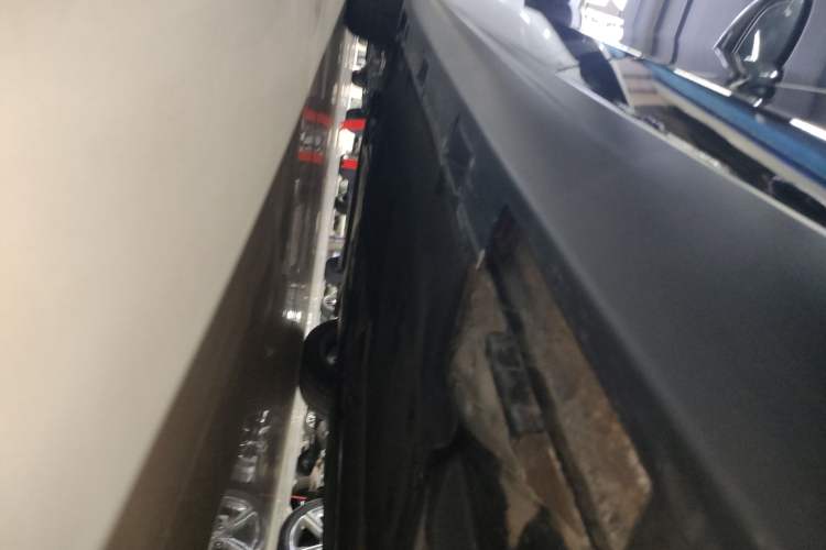 Used Honda Accord 2025 260TURBO Luxury Edition Left Side Sill