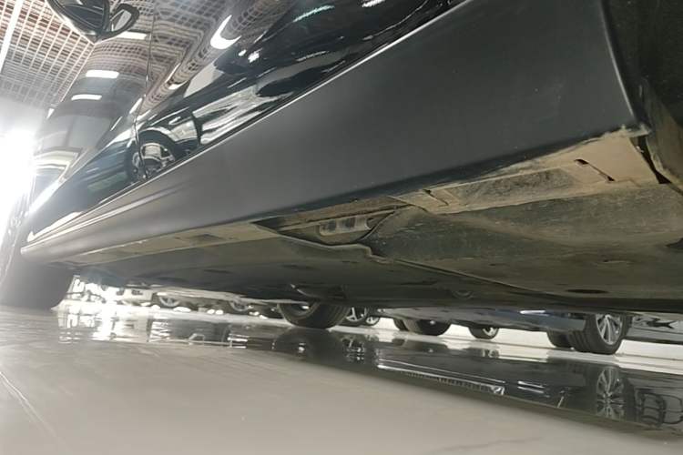 Used Honda Accord 2025 260TURBO Luxury Edition Left Side Sill