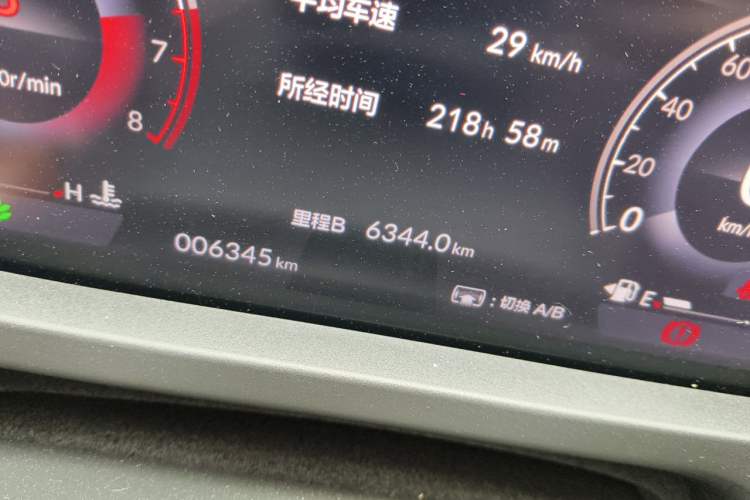Used Honda Accord 2025 Sport Series 260TURBO Luxury Edition Odometer Close Up