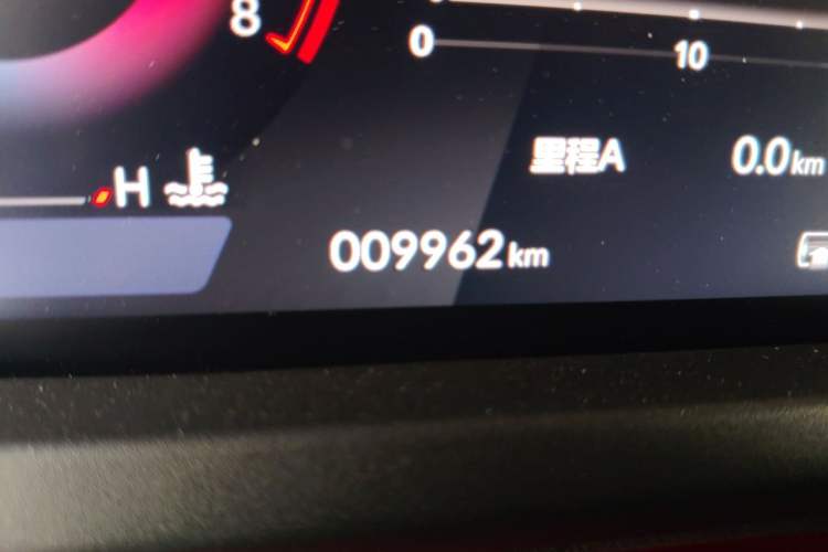 Used Honda Accord 2025 Sport Series 260TURBO Luxury Edition Odometer Close Up