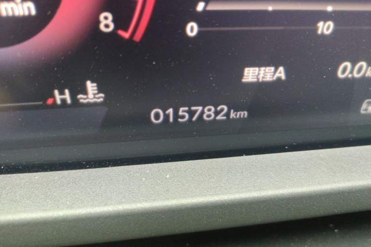 Used Honda Accord 2025 260TURBO Luxury Edition Odometer Close Up