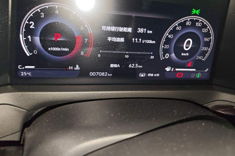 Used Honda Accord 2025 260TURBO Luxury Edition Odometer Close Up