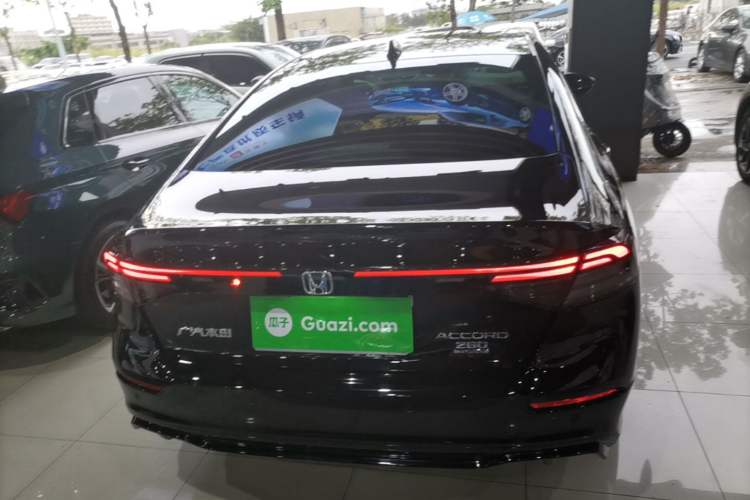 Used Honda Accord 2025 Sport Series 260TURBO Luxury Edition Rear