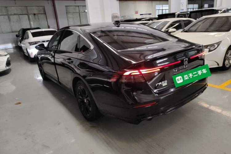Used Honda Accord 2025 260TURBO Luxury Edition Rear Left 45 Deg