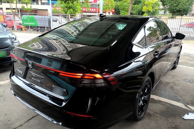 Used Honda Accord 2025 Sport Series 260TURBO Luxury Edition Rear Right 45 Deg