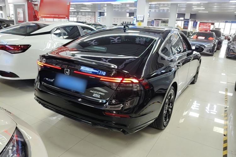 Used Honda Accord 2025 Sport Series 260TURBO Luxury Edition Rear Right 45 Deg