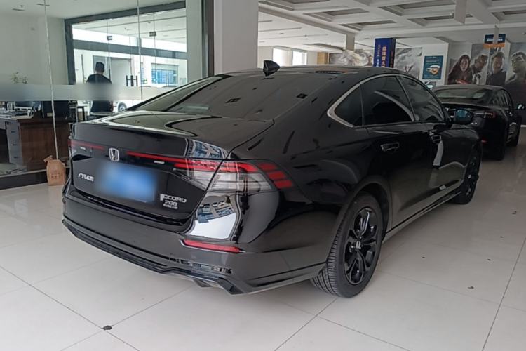 Used Honda Accord 2025 Sport Series 260TURBO Luxury Edition Rear Right 45 Deg