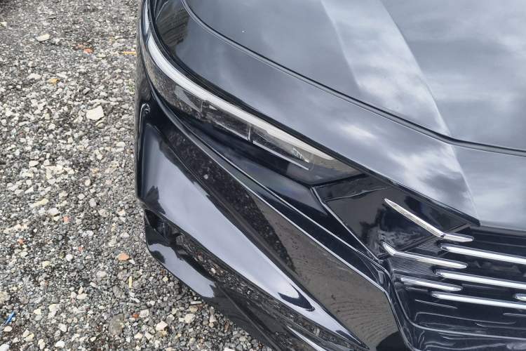 Used Honda Accord 2025 260TURBO Luxury Edition Right Front Headlight