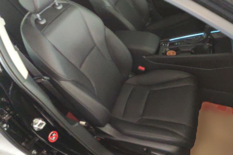 Used Honda Accord 2025 Sport Series 260TURBO Luxury Edition Right Front Seat