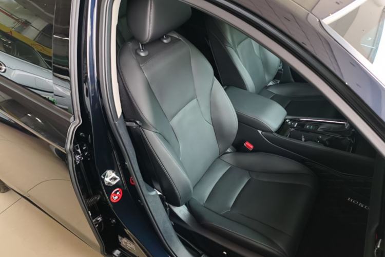 Used Honda Accord 2025 260TURBO Prestige Edition Right Front Seat