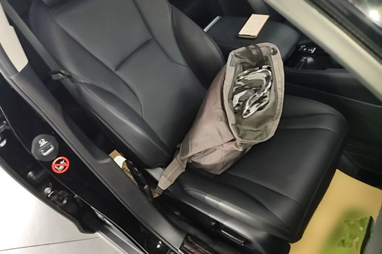 Used Honda Accord 2025 260TURBO Luxury Edition Right Front Seat