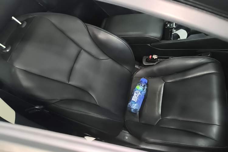 Used Honda Accord 2025 260TURBO Luxury Edition Right Front Seat