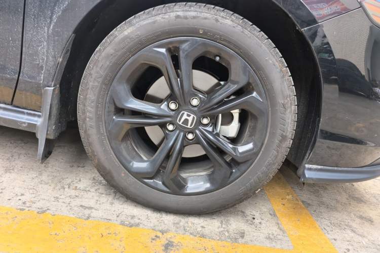 Used Honda Accord 2025 260TURBO Luxury Edition Right Front Wheel Hub