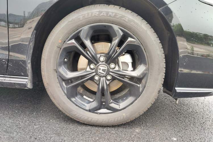 Used Honda Accord 2025 260TURBO Luxury Edition Right Front Wheel Hub