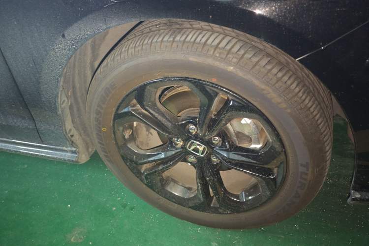 Used Honda Accord 2025 260TURBO Luxury Edition Right Front Wheel Hub