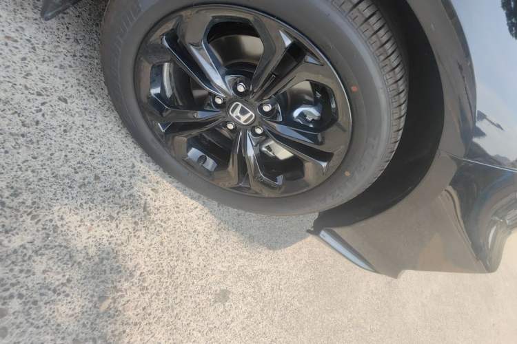 Used Honda Accord 2025 Sport Series 260TURBO Luxury Edition Right Front Wheel Hub