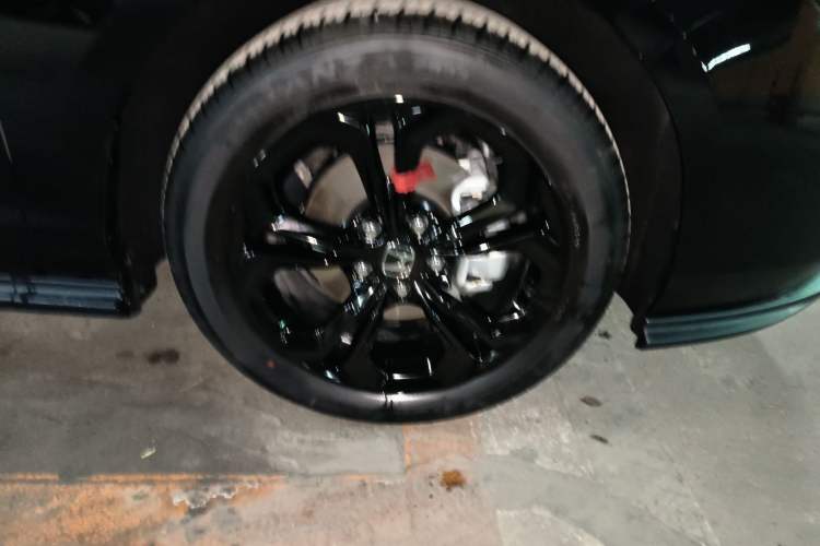 Used Honda Accord 2025 260TURBO Luxury Edition Right Front Wheel Hub