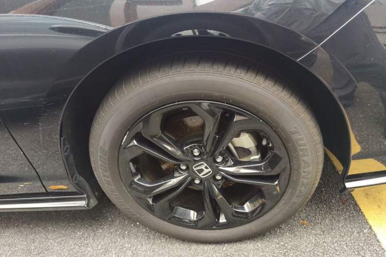 Used Honda Accord 2025 260TURBO Luxury Edition Right Front Wheel Hub