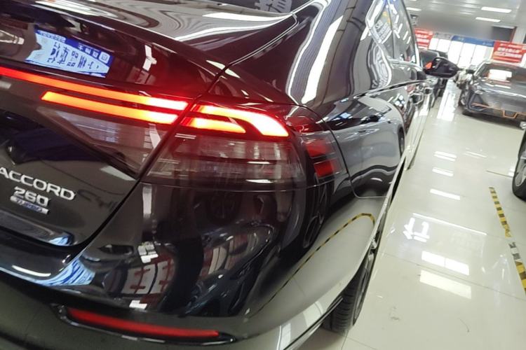 Used Honda Accord 2025 Sport Series 260TURBO Luxury Edition Right Rear Taillight