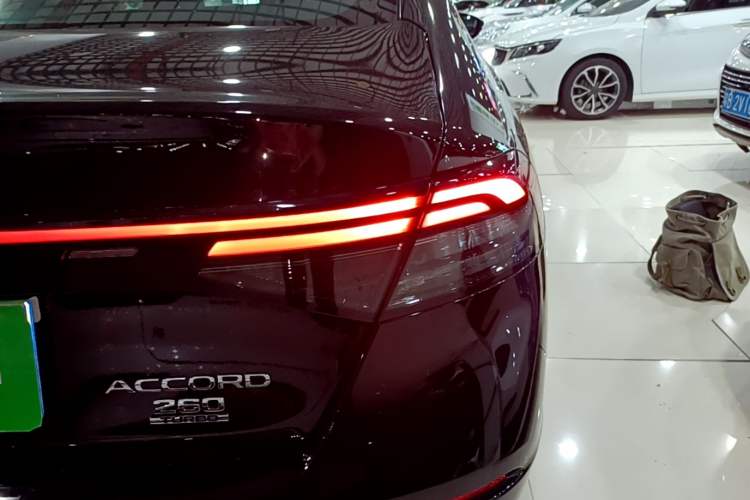 Used Honda Accord 2025 Sport Series 260TURBO Luxury Edition Right Rear Taillight