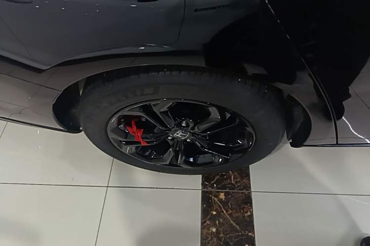 Used Honda Accord 2025 Sport Series 260TURBO Luxury Edition Right Rear Wheel Hub