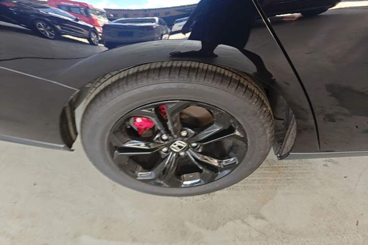 Used Honda Accord 2025 260TURBO Luxury Edition Right Rear Wheel Hub